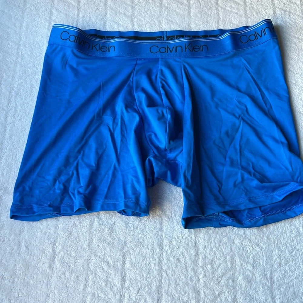 Calvin Klein Men's Blue Gradient Boxer Briefs - 3 Pack